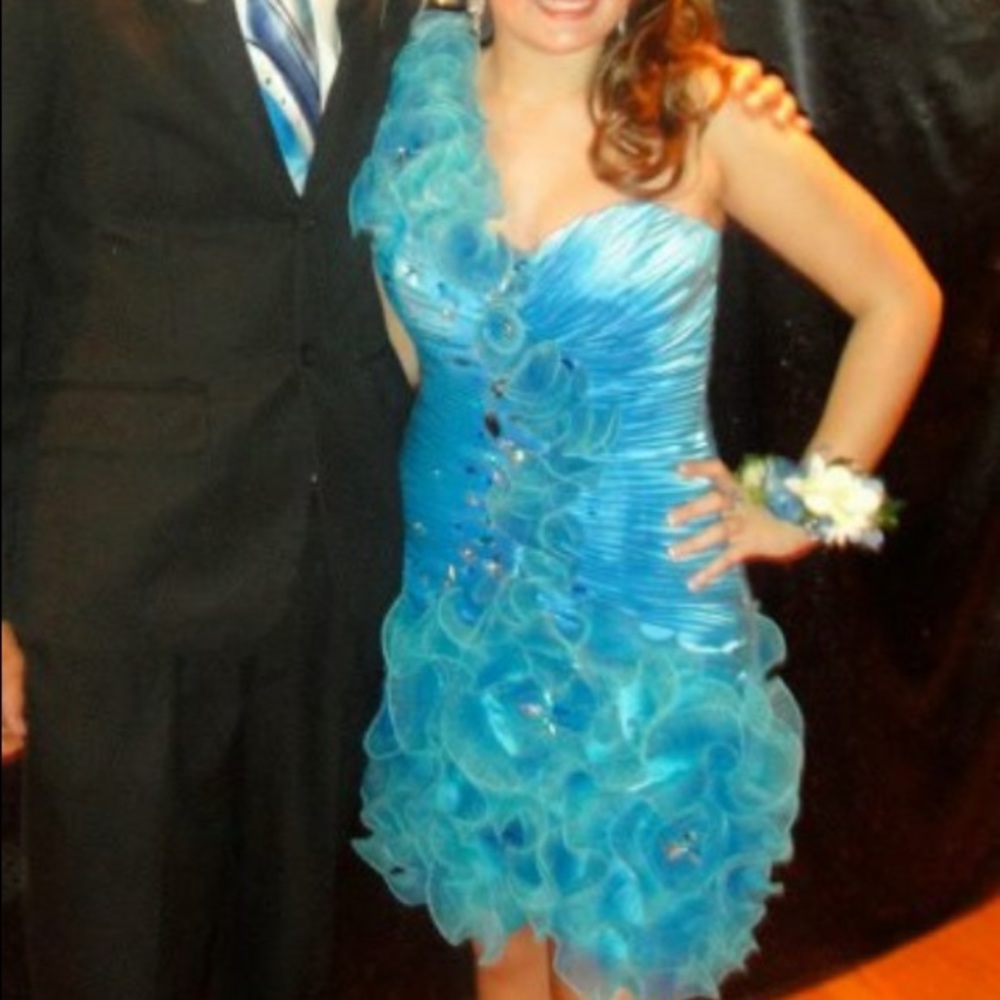 Blue Clarisse dress size 6